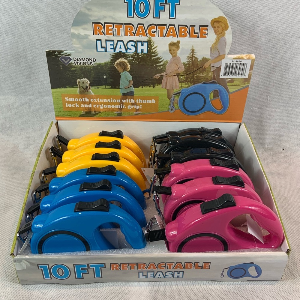 Brand New 10’ Retractable Pet Leash